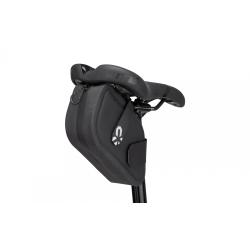 Чанта за седалка CTM Chaser 0.8L – черна