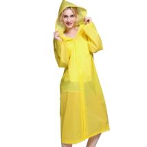 Дъждобран с ръкави и качулка