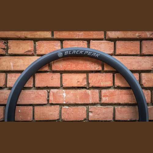 Предна карбонова капла BLACK PEAK RD 700C 38mm 20H