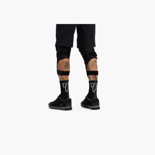 Протектори Race Face Ambush Leg – Stealth, размер M