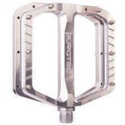 Педали за велосипед BURGTEC Penthouse Flat MK5 Rhodium Silver