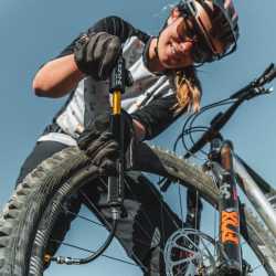 Помпа Lezyne Grip Drive HV Medium Mini Black